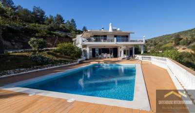 Villa For Sale in Salema, Portugal