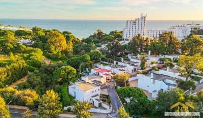 Villa For Sale in Albufeira, Portugal