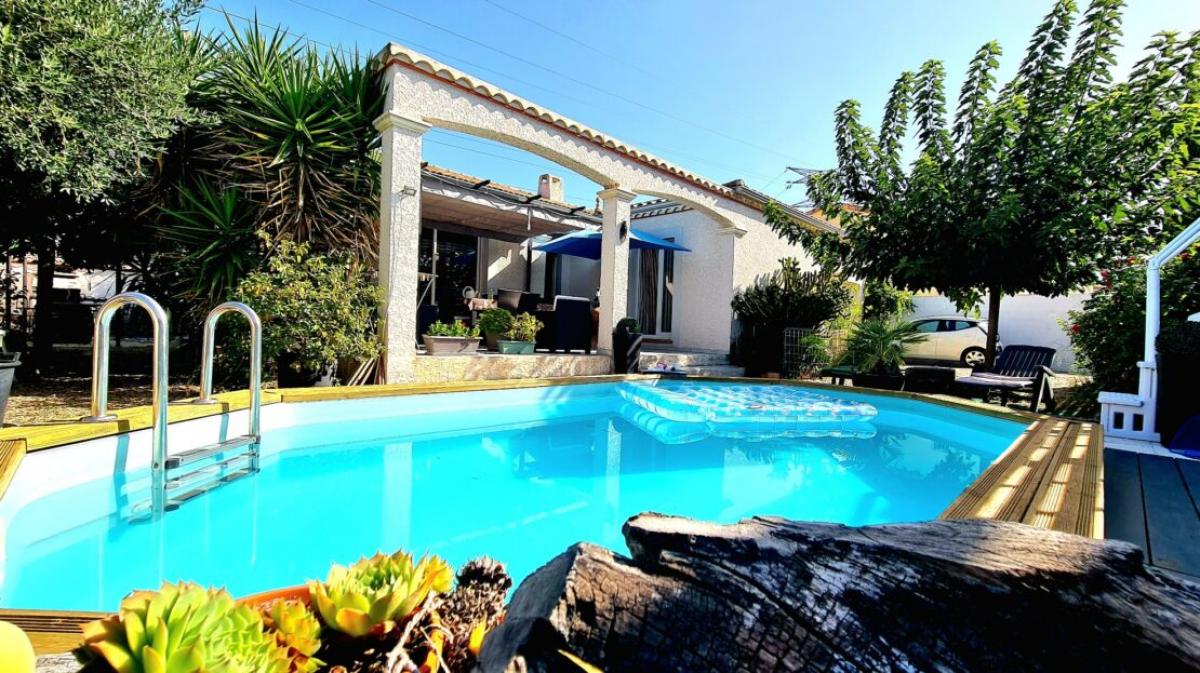 Picture of Home For Sale in Beziers, Languedoc Roussillon, France