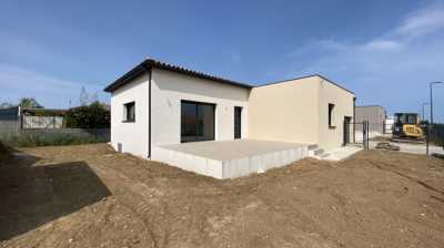 Home For Sale in Serignan, France