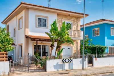 Villa For Sale in Vrysoulles, Cyprus