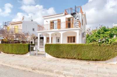 Villa For Sale in Ayia Thekla, Cyprus