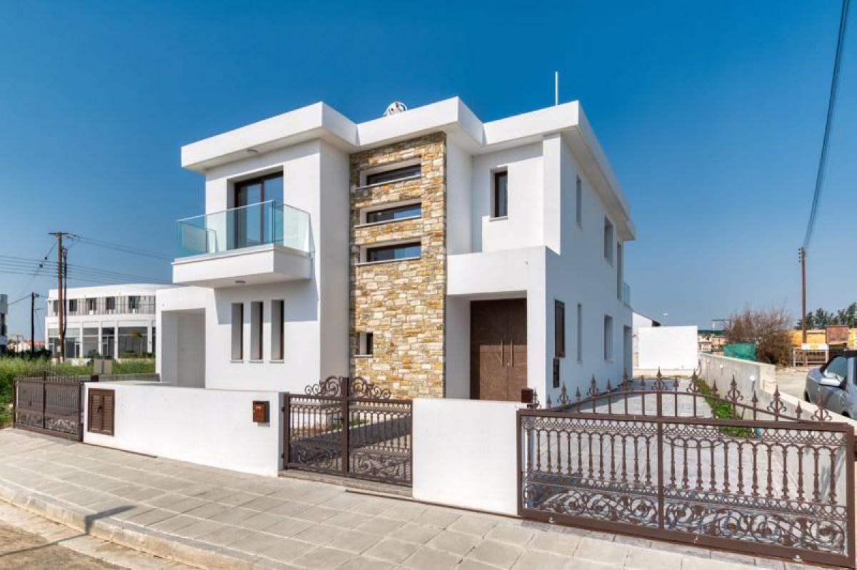 Picture of Villa For Sale in Meneou, Other, Cyprus
