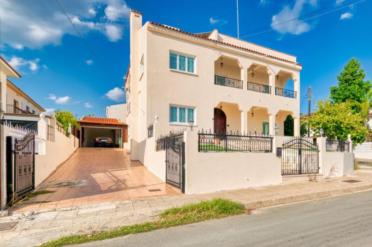 Picture of Villa For Sale in Oroklini, Larnaca, Cyprus