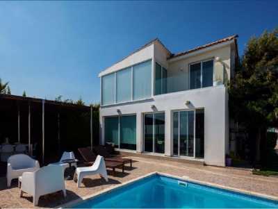 Villa For Sale in Mandria, Cyprus