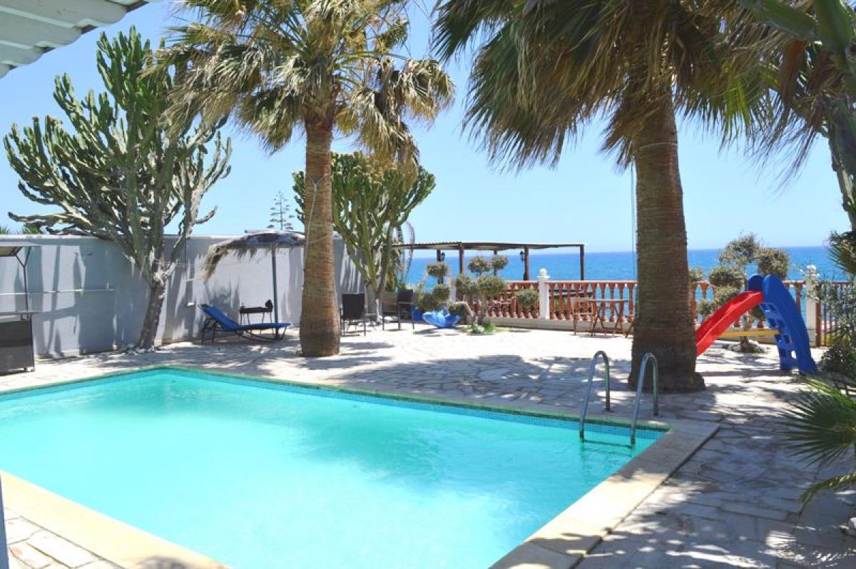 Picture of Villa For Sale in Zygi, Limassol, Cyprus