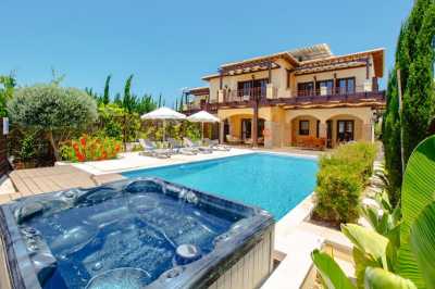 Villa For Sale in Aphrodite Hills, Cyprus