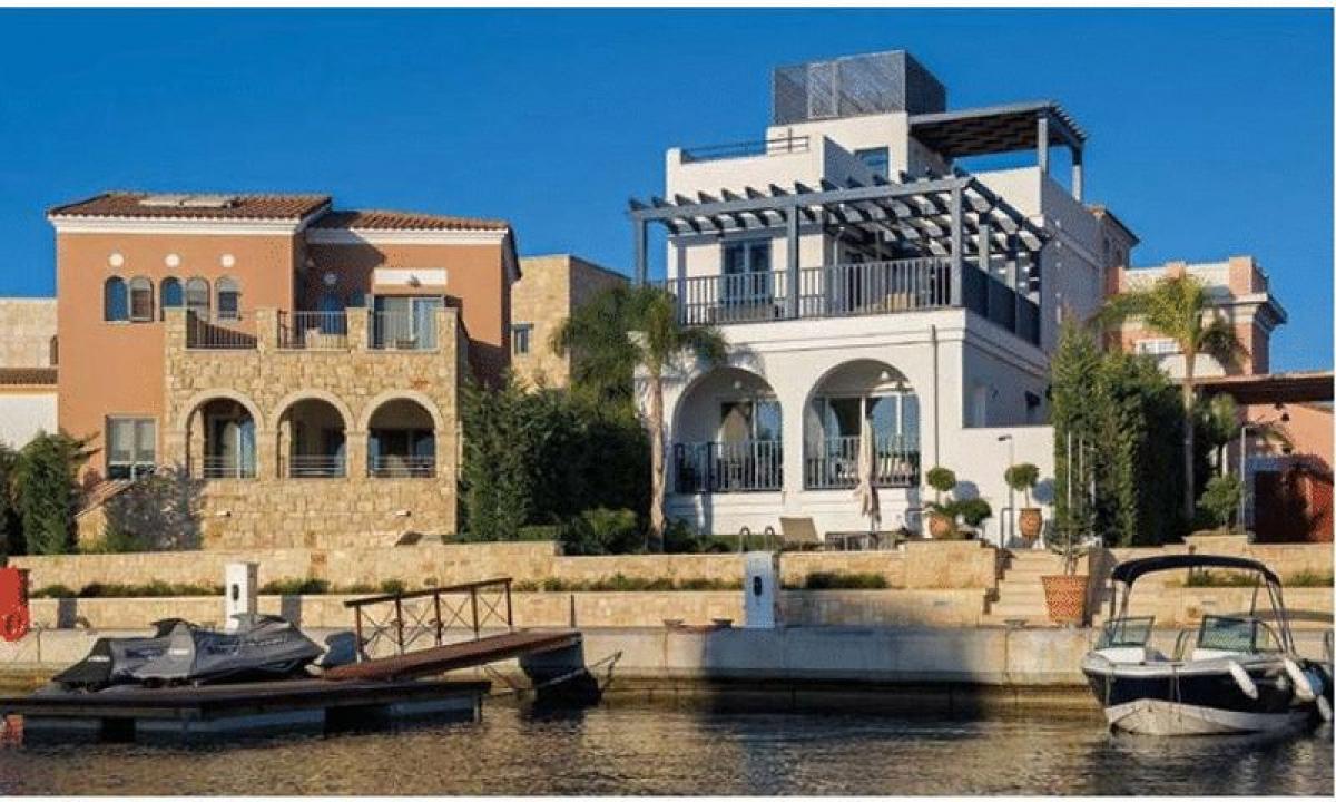Picture of Villa For Sale in Limassol Marina, Limassol, Cyprus