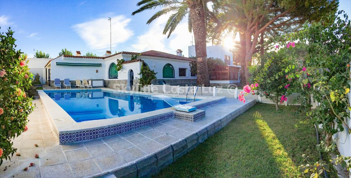 Picture of Villa For Sale in Conil, Cadiz, Spain