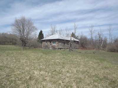 Home For Sale in Cheboygan, Michigan