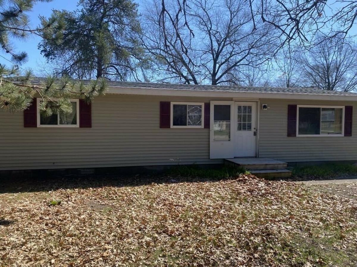Picture of Home For Sale in Oscoda, Michigan, United States