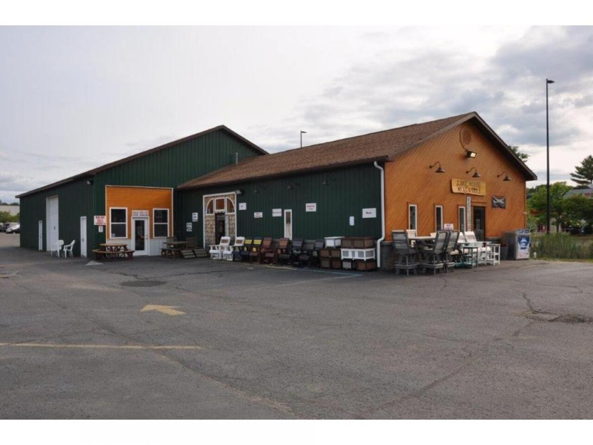 Picture of Home For Sale in Prudenville, Michigan, United States