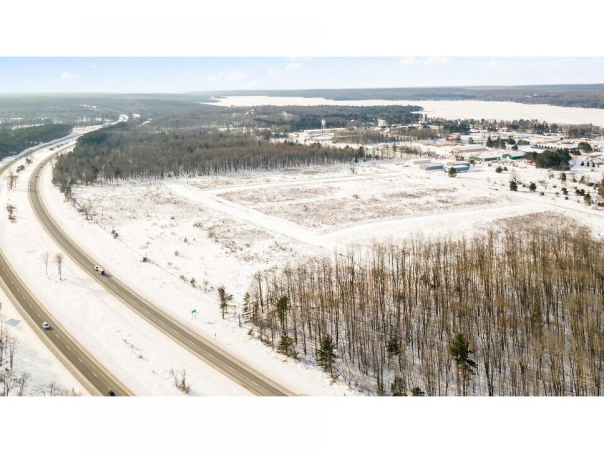 Picture of Home For Sale in Gaylord, Michigan, United States