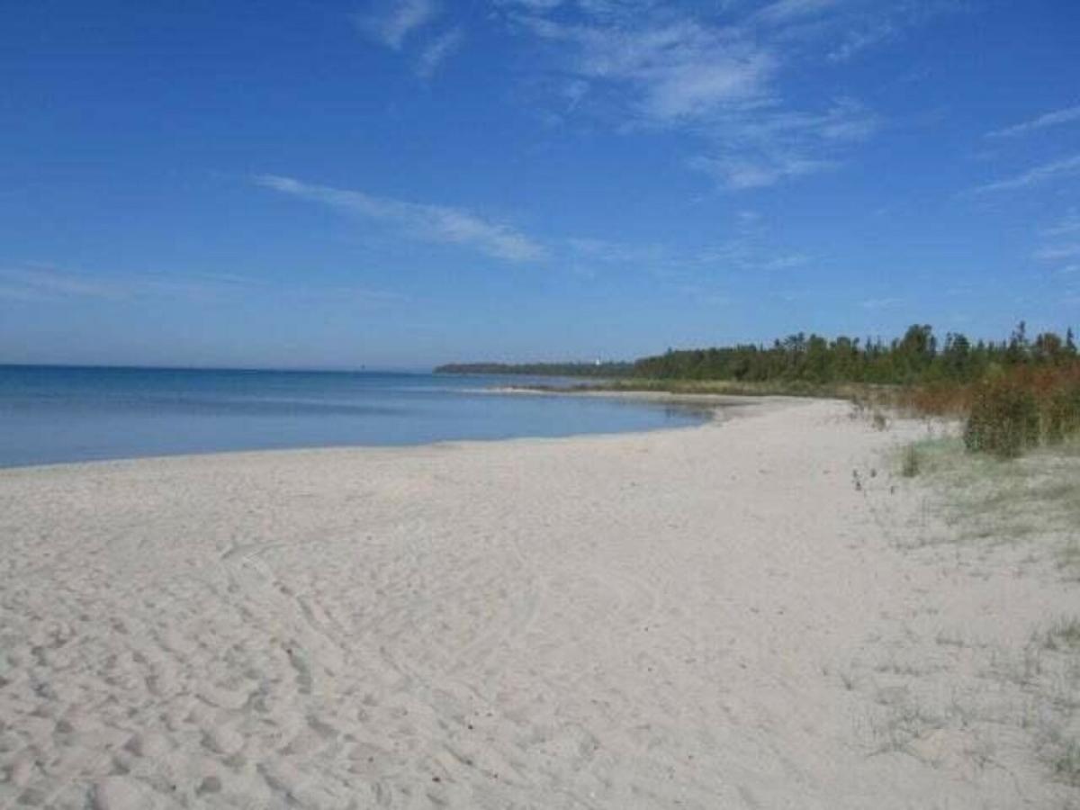 Picture of Residential Land For Sale in Presque Isle, Michigan, United States