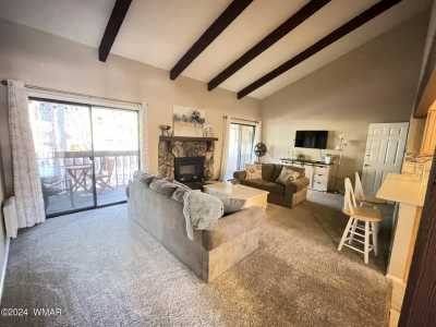 Home For Sale in Pinetop, Arizona