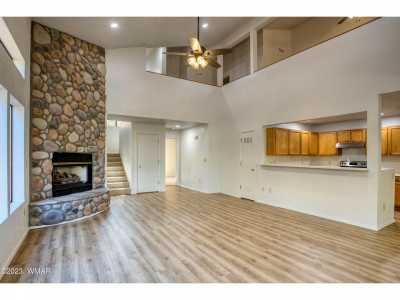 Home For Sale in Pinetop, Arizona