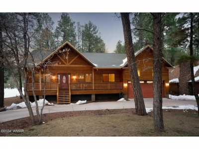 Home For Sale in Pinetop, Arizona