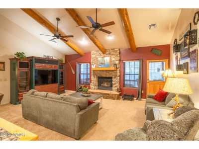 Home For Sale in Pinetop, Arizona