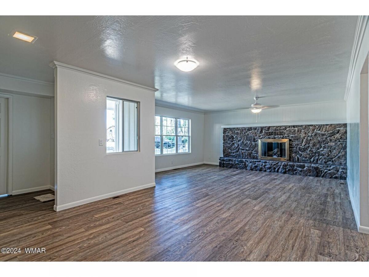 Picture of Home For Sale in Show Low, Arizona, United States