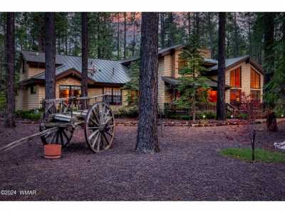 Home For Sale in Pinetop, Arizona
