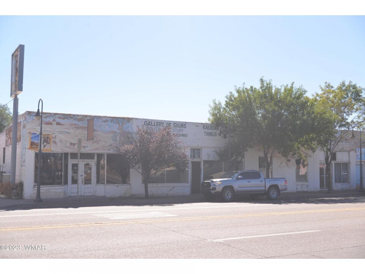 Picture of Home For Sale in Holbrook, Arizona, United States