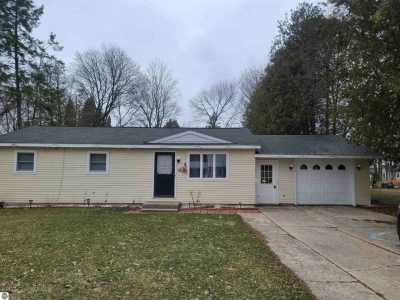 Home For Sale in Boyne City, Michigan