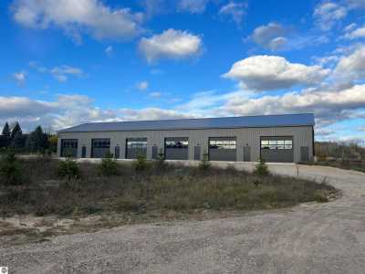 Home For Sale in Lake Leelanau, Michigan