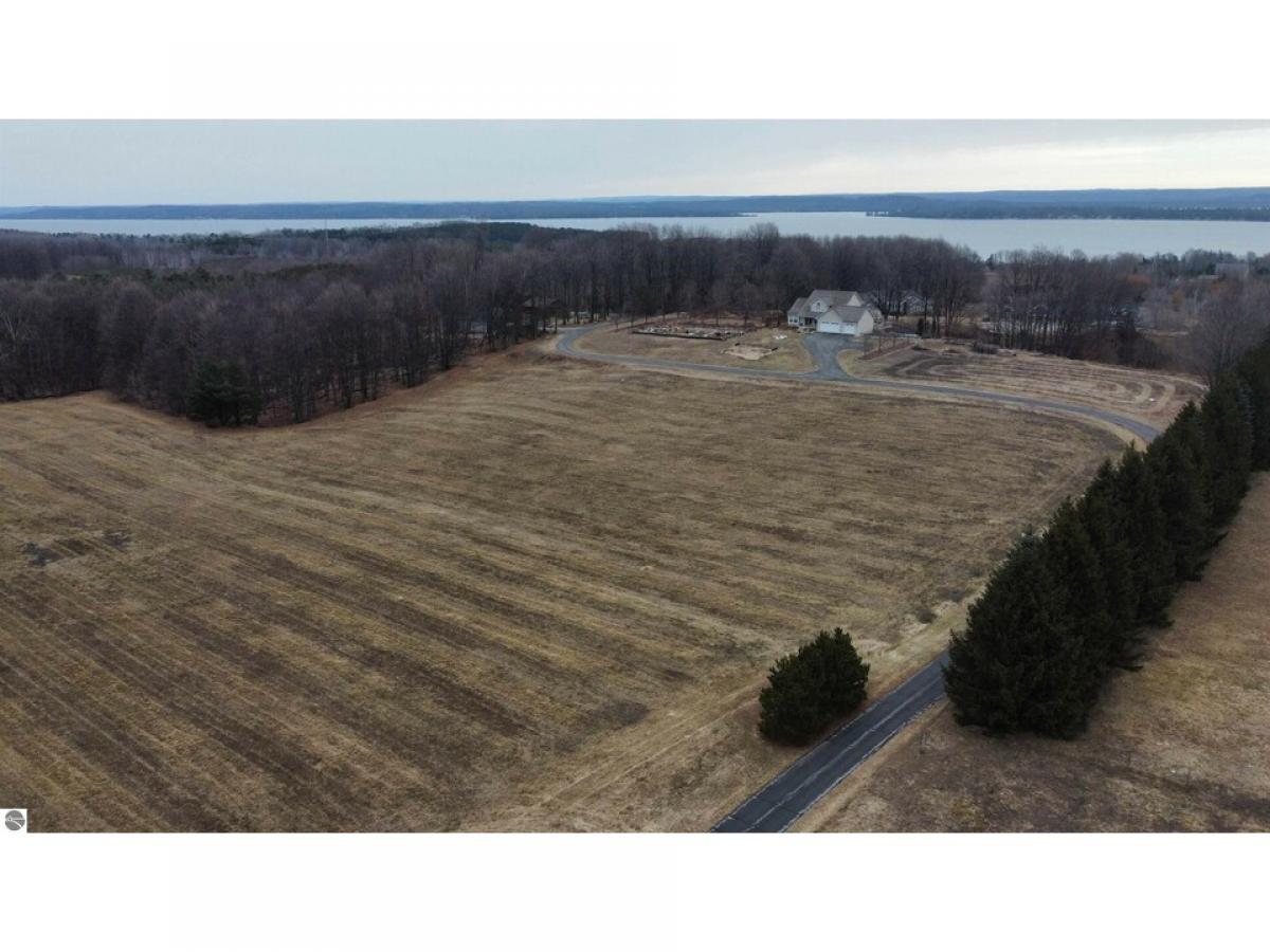 Picture of Residential Land For Sale in Williamsburg, Michigan, United States