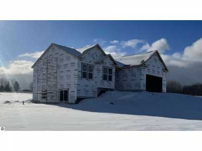 Home For Sale in Rapid City, Michigan