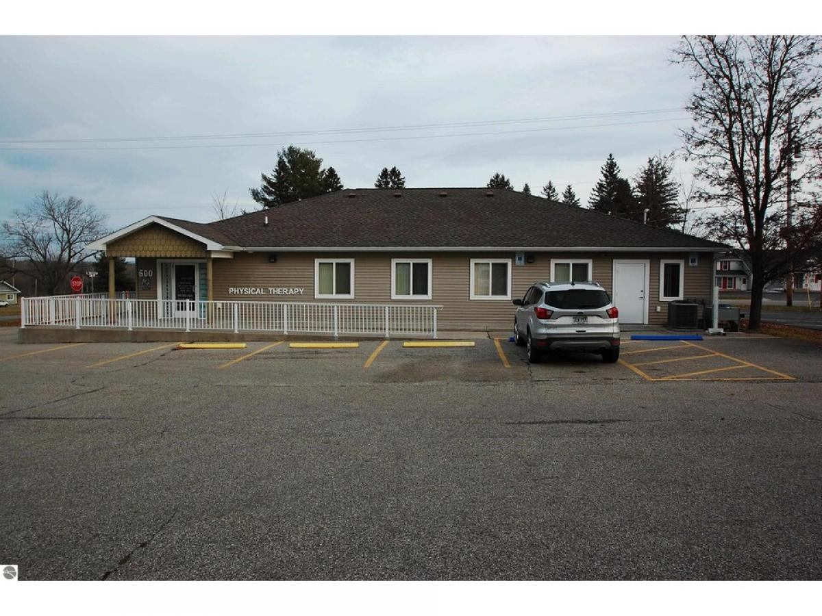 Picture of Home For Sale in Rose City, Michigan, United States