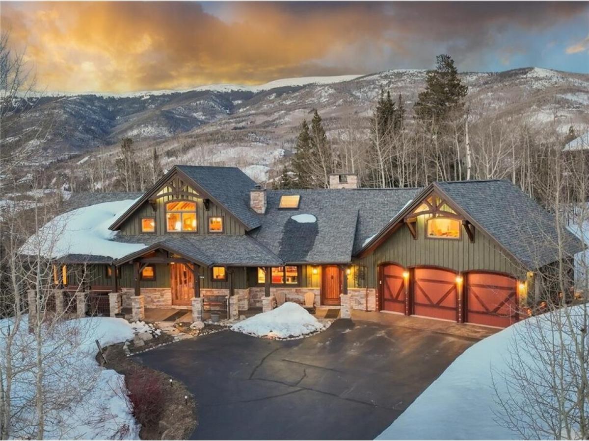 Picture of Home For Sale in Silverthorne, Colorado, United States