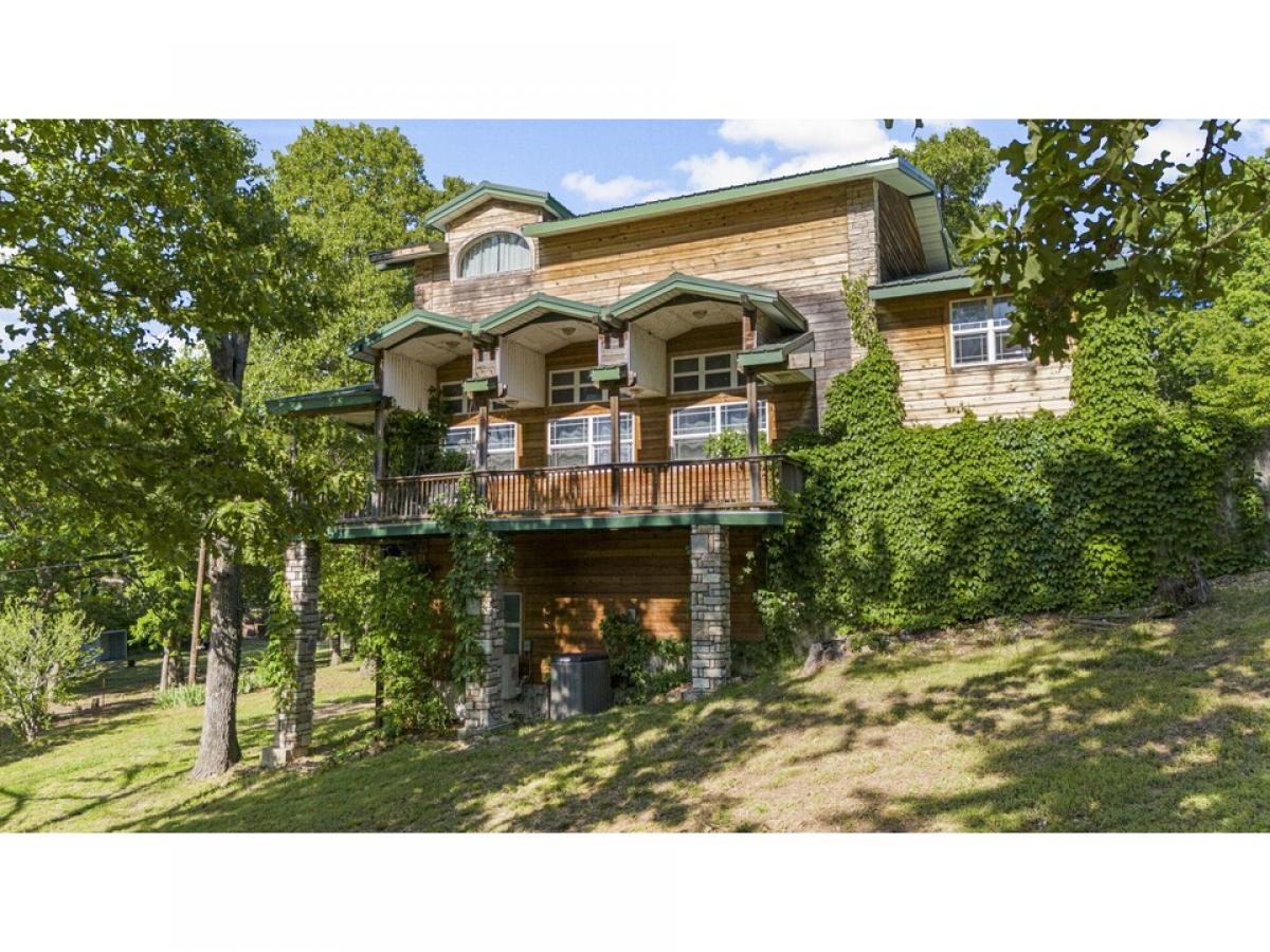 Picture of Home For Sale in Afton, Oklahoma, United States