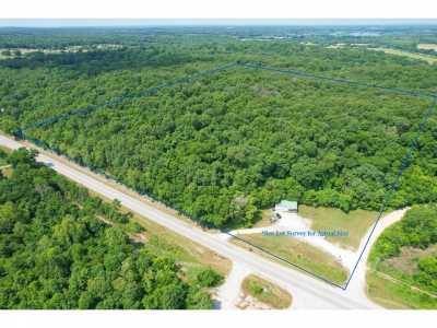 Home For Sale in Wyandotte, Oklahoma