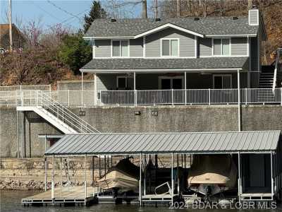 Home For Sale in Sunrise Beach, Missouri