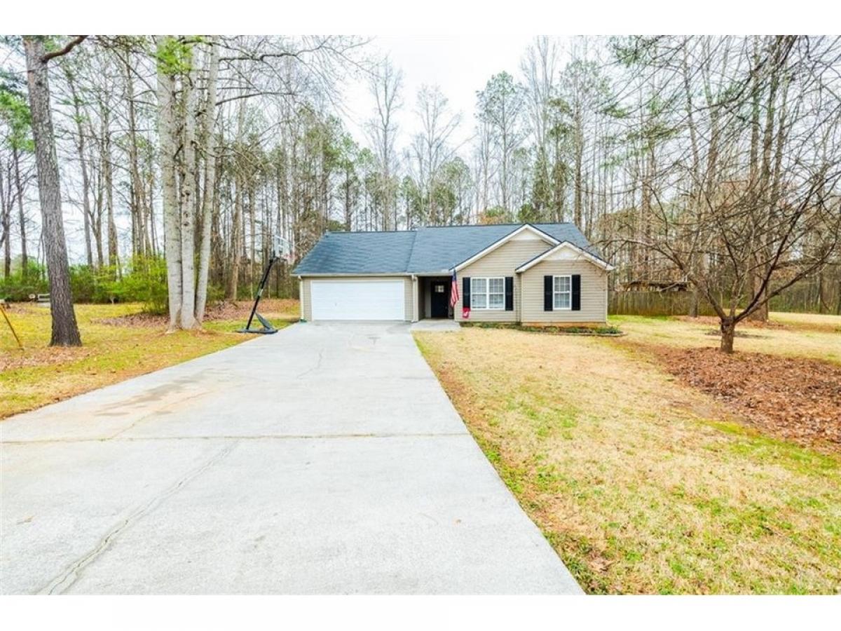 Picture of Home For Sale in Villa Rica, Georgia, United States