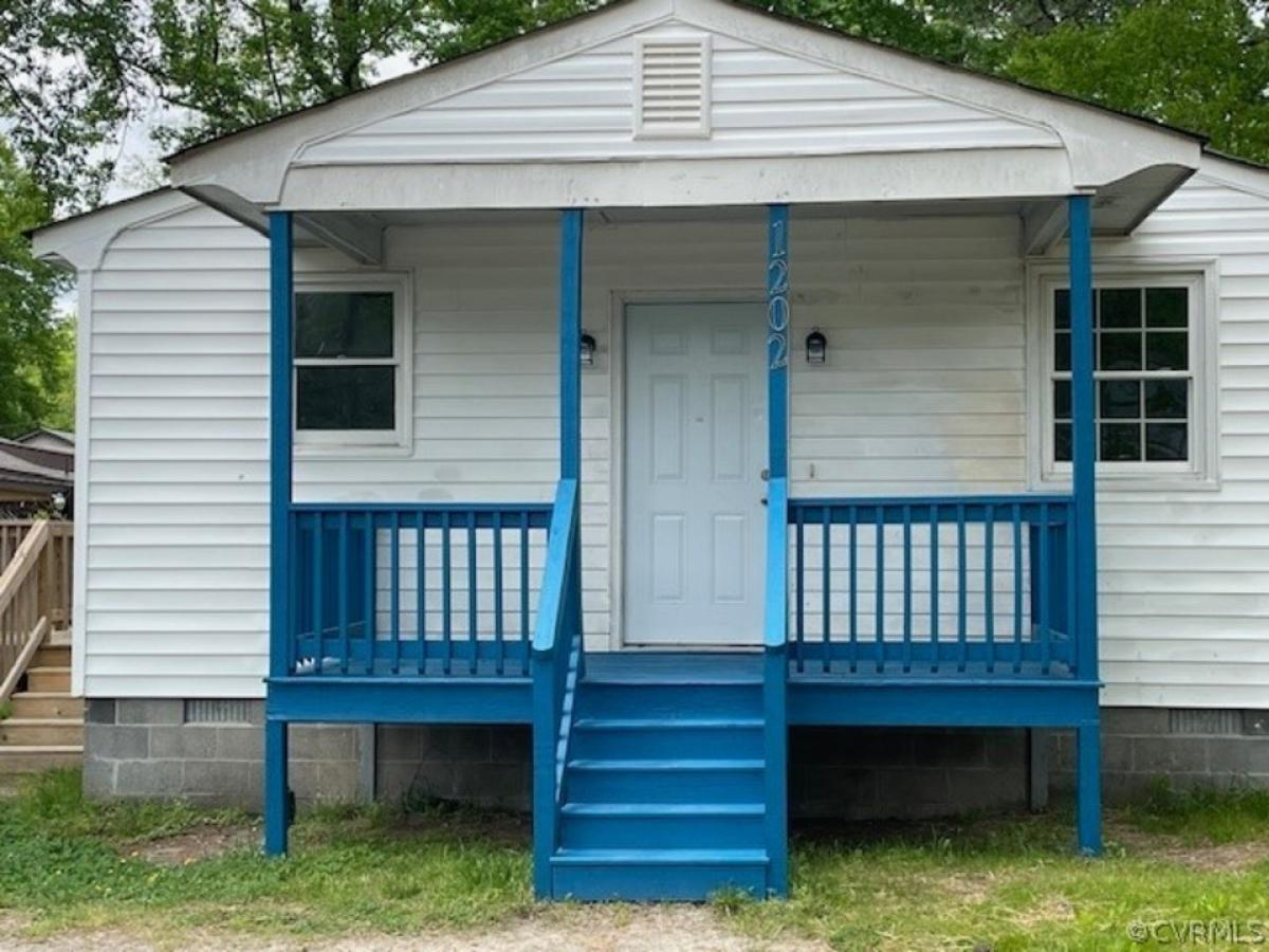 Picture of Home For Sale in Hopewell, Virginia, United States