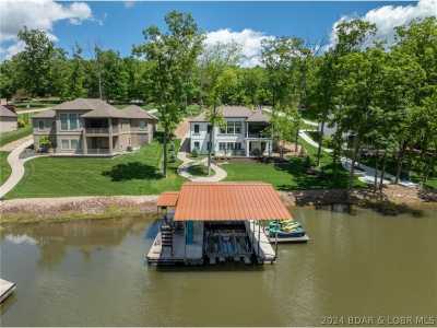 Home For Sale in Porto Cima, Missouri