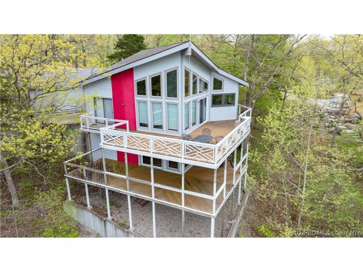 Picture of Home For Sale in Gravois Mills, Missouri, United States