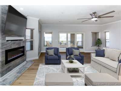 Home For Sale in Camdenton, Missouri