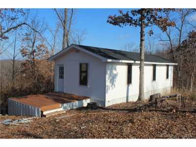 Home For Sale in Gravois Mills, Missouri
