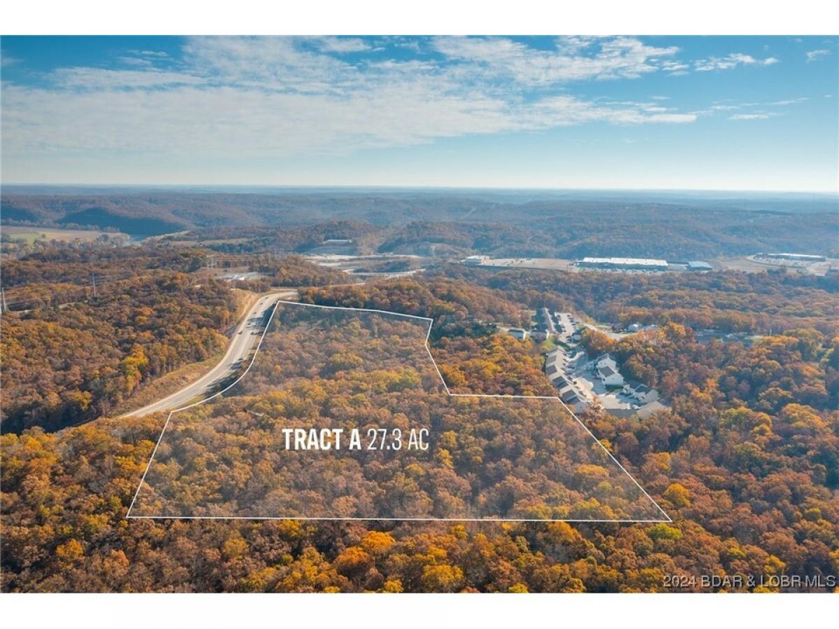 Picture of Residential Land For Sale in Lake Ozark, Missouri, United States
