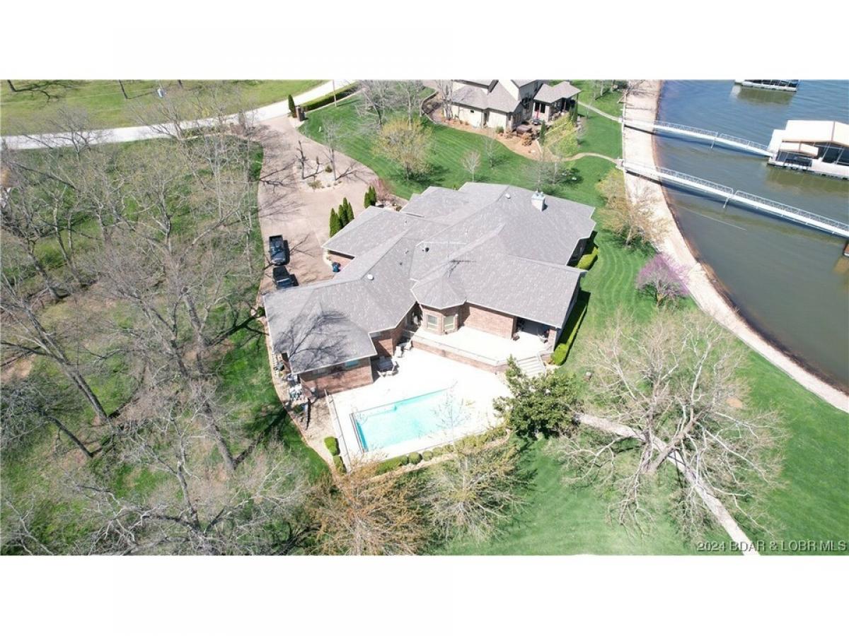 Picture of Home For Sale in Camdenton, Missouri, United States