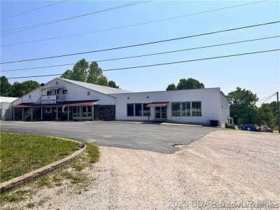 Home For Sale in Sunrise Beach, Missouri