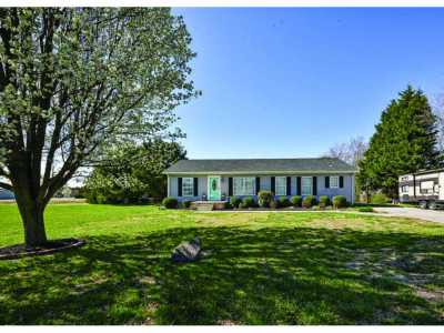 Mobile Home For Sale in Lincoln, Delaware