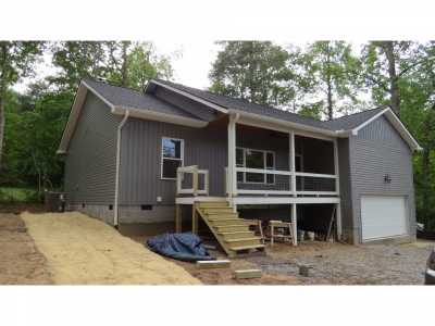 Home For Sale in Zirconia, North Carolina