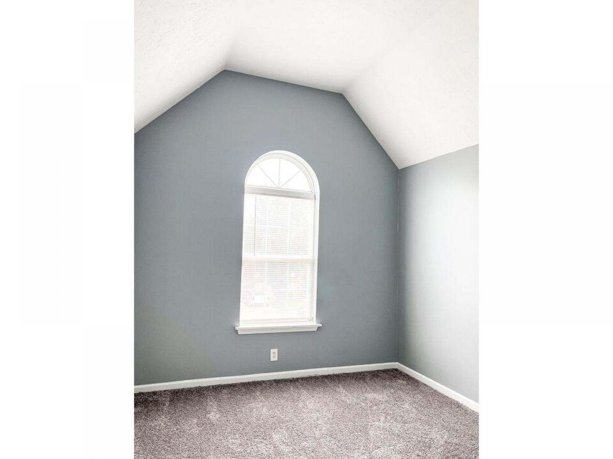 Picture of Home For Sale in Antioch, Tennessee, United States