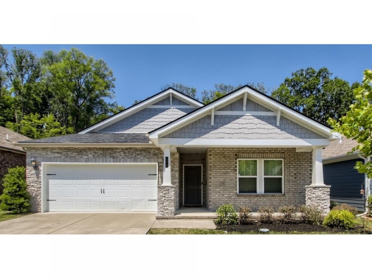 Picture of Home For Sale in Antioch, Tennessee, United States