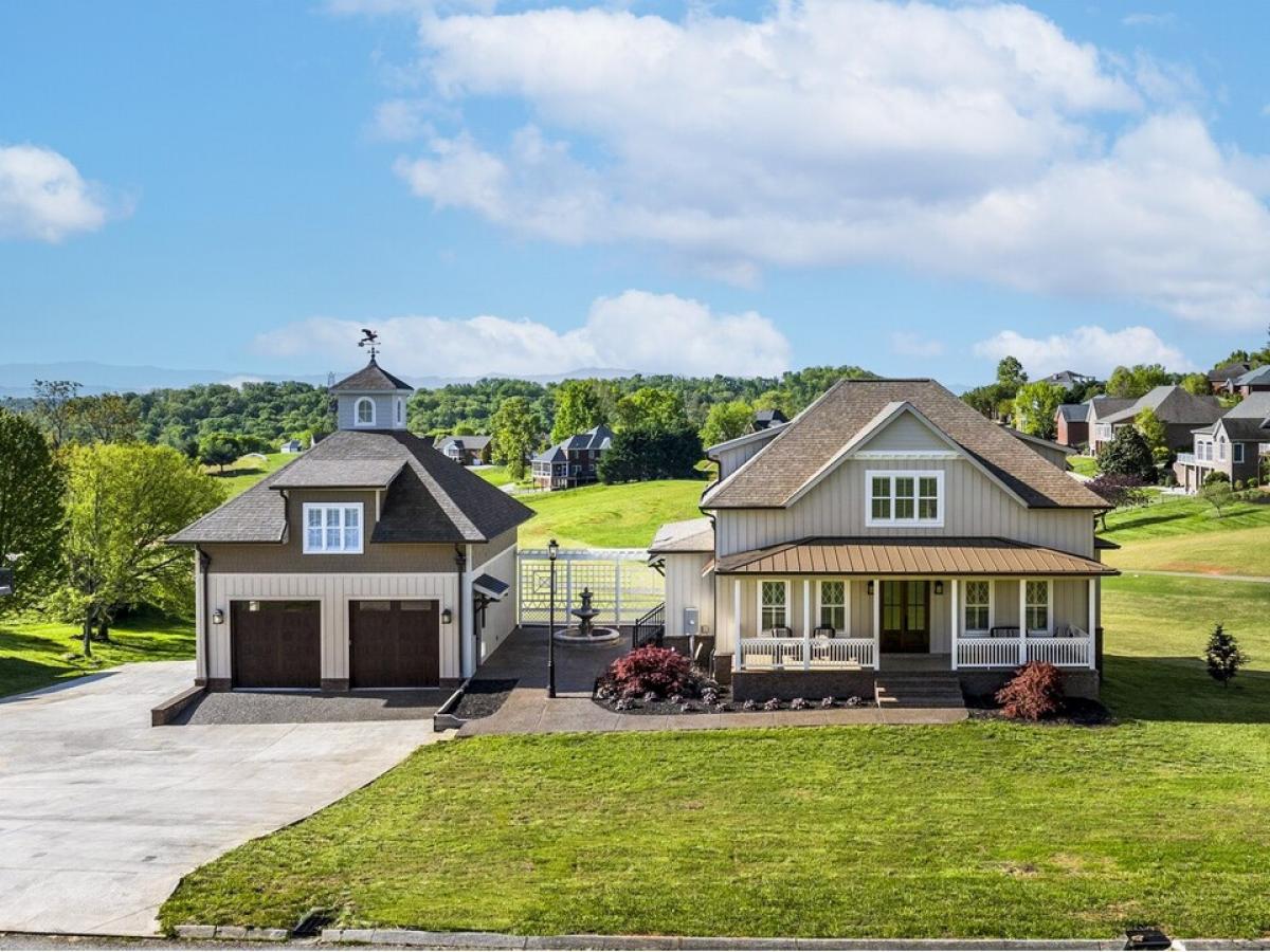 Picture of Home For Sale in Jefferson City, Tennessee, United States