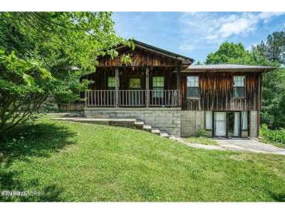 Home For Sale in Jamestown, Tennessee