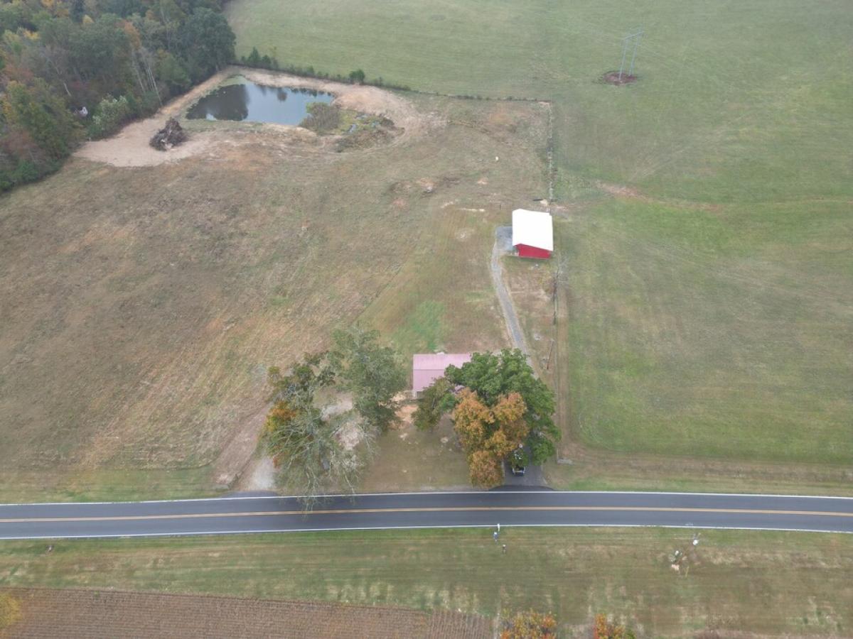 Picture of Home For Sale in Rock Island, Tennessee, United States
